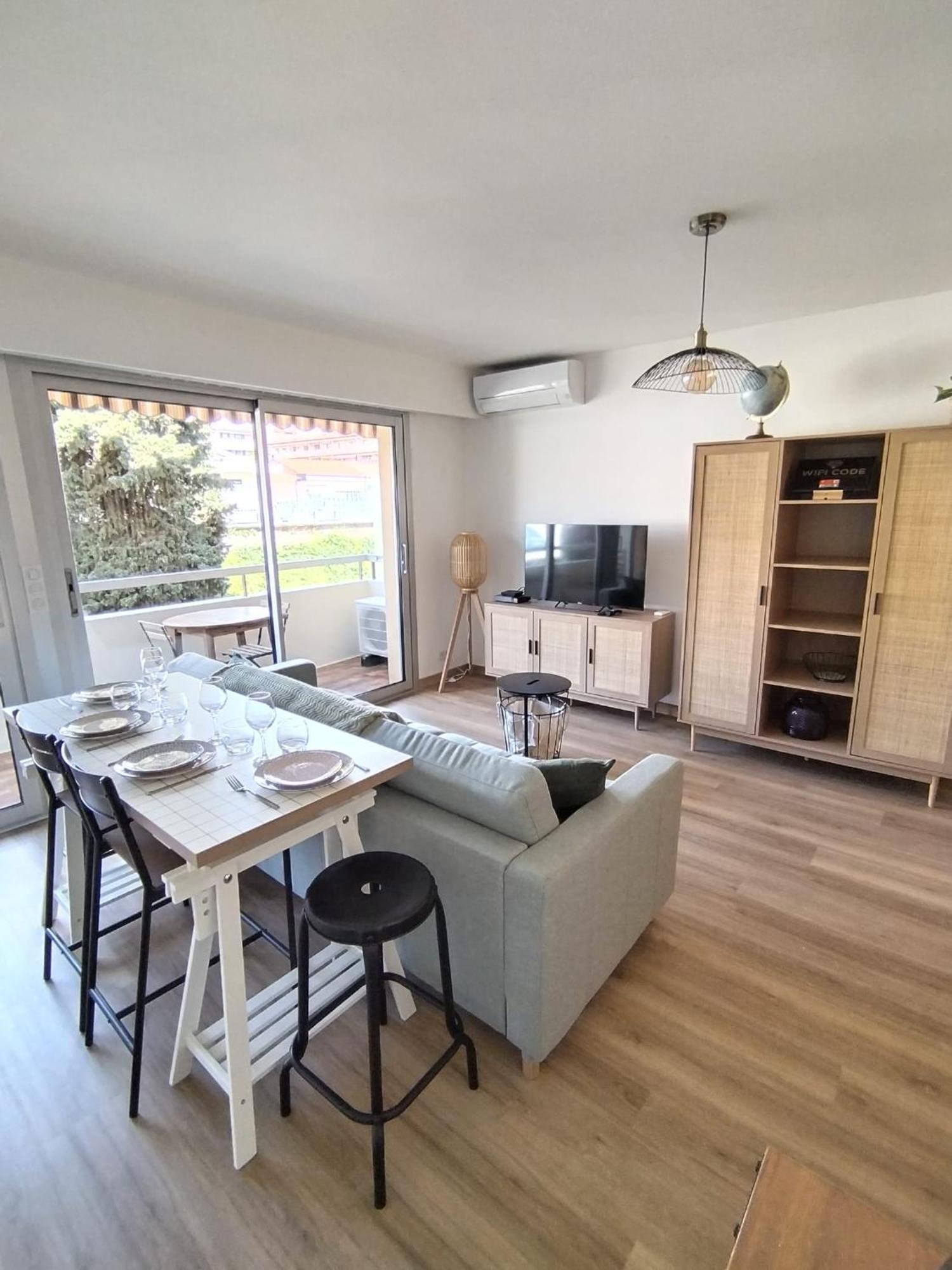 Studio Avec Coin Nuit Roquebrune-Cap-Martin Exterior photo